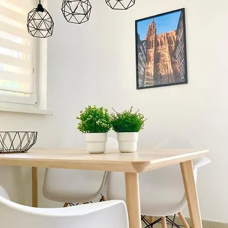 Hotel * La Parenthèse * Superbe Avec Parking